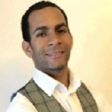 Dr Simon Hendricks